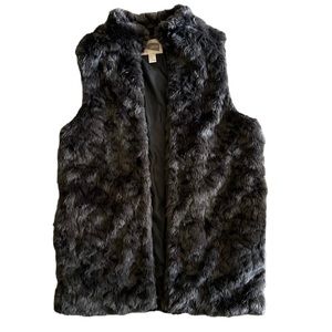 Forever 21 Faux fur Vest
